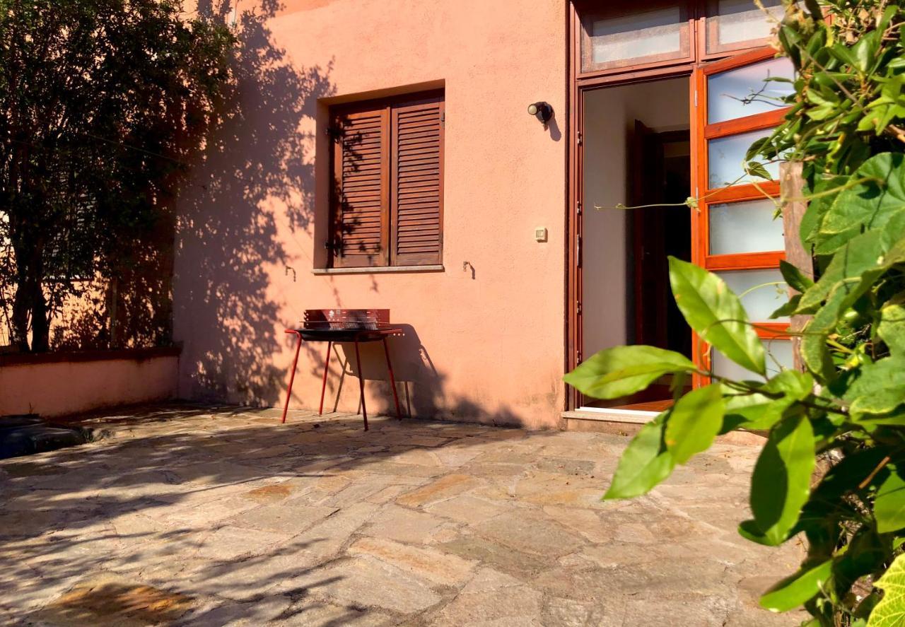 Teodor House Apartment San Teodoro  Ngoại thất bức ảnh